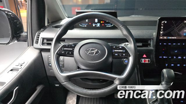 Hyundai Staria 4WD Tourer 9-Seater Modern 2023 — фото 13