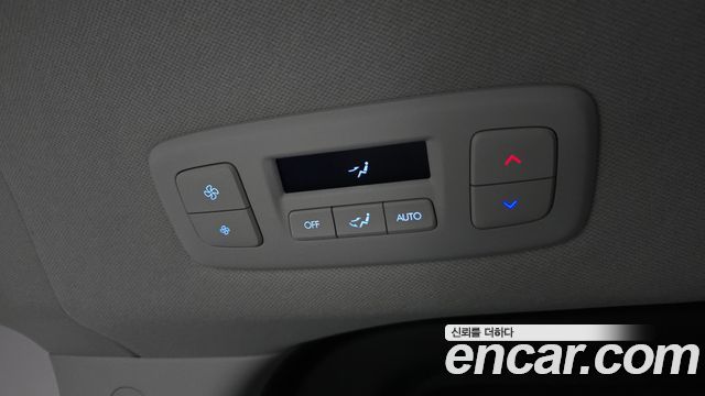 Hyundai Staria 4WD Tourer 9-Seater Modern 2023 — фото 18