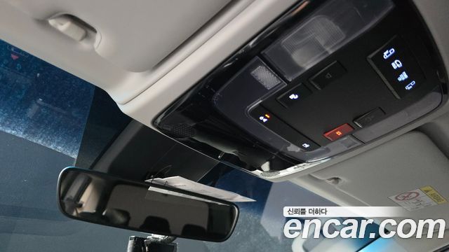 Hyundai Staria 4WD Tourer 9-Seater Modern 2023 — фото 19