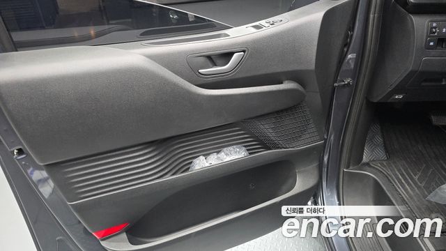 Hyundai Staria 4WD Tourer 9-Seater Modern 2023 — фото 25
