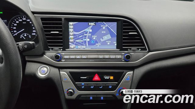 Hyundai Avante (AD) 1.6 GDI Value Plus 2018 — фото 9