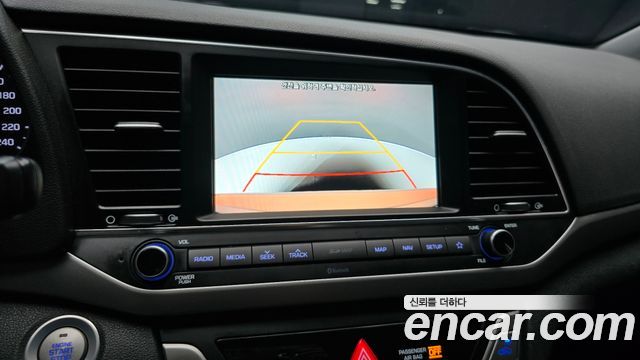 Hyundai Avante (AD) 1.6 GDI Value Plus 2018 — фото 24