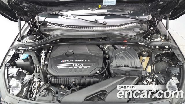 BMW 1 Series (F40) M135i xDrive 2024 — фото 6