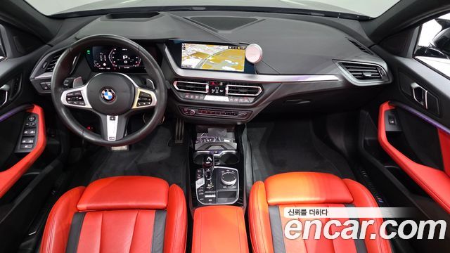 BMW 1 Series (F40) M135i xDrive 2024 — фото 7
