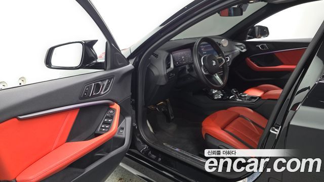 BMW 1 Series (F40) M135i xDrive 2024 — фото 11