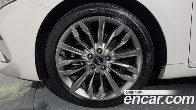 Kia K7 Premier 3.0 GDI Signature 2020 — фото 5