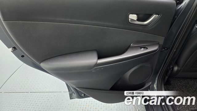 Hyundai Kona 1.6 Turbo 2WD Modern Art 2019 — фото 25
