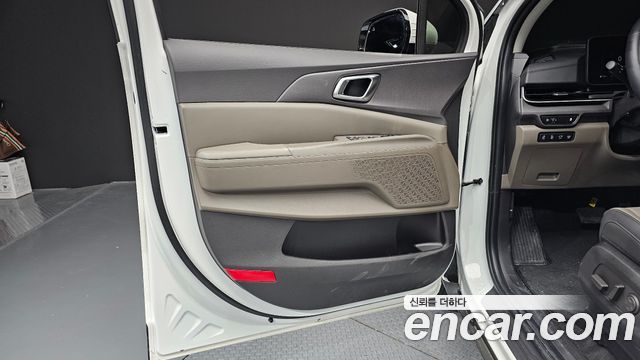 Kia Carnival (IV) HEV 9seater Nobless 2025 — фото 24