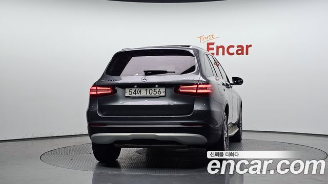 Mercedes-Benz GLC-Class (X253) GLC350e 4MATIC Premium 2019 — фото 4