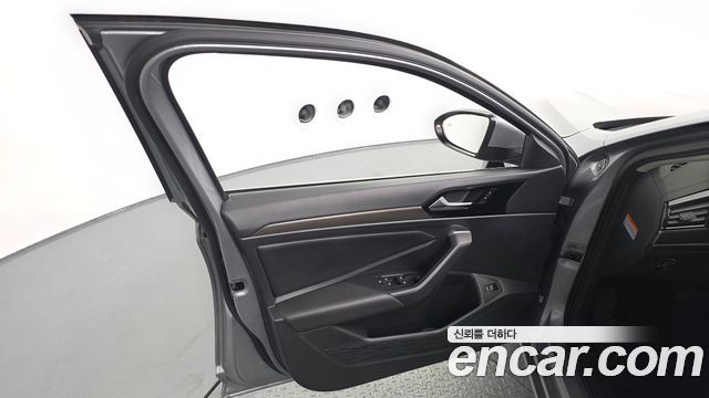 Volkswagen Jetta (VII) 1.4 TSI Prestige 2020 — фото 24