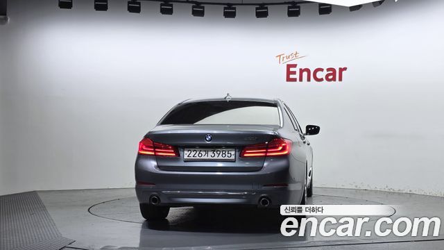 BMW 5 Series (G30) 530i Luxury Plus 2019 — фото 4