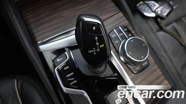 BMW 5 Series (G30) 530i Luxury Plus 2019 — фото 9