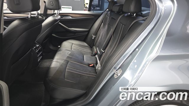 BMW 5 Series (G30) 530i Luxury Plus 2019 — фото 32