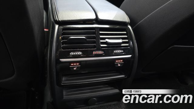 BMW 5 Series (G30) 530i Luxury Plus 2019 — фото 35