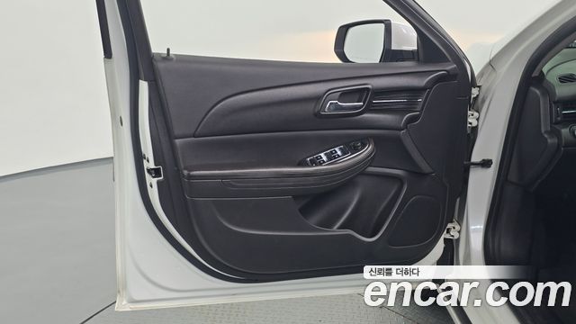 Chevrolet Malibu 2.0 Diesel LT Deluxe Pack 2015 — фото 24