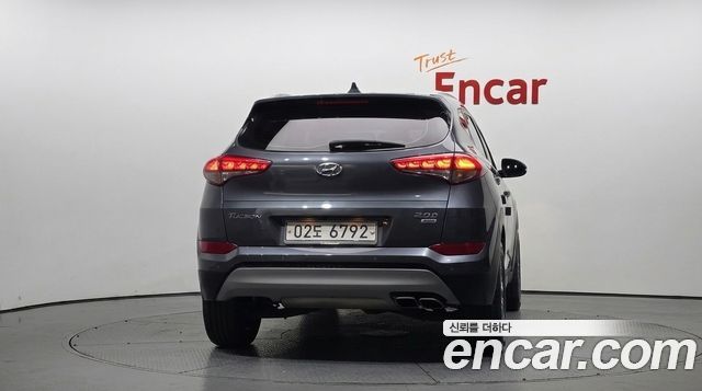 Hyundai Tucson Diesel 2.0 4WD Modern 2018 — фото 4