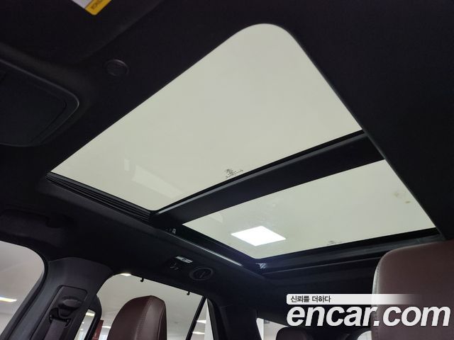 Ford Explorer (VI) 3.0 Platinum 4WD 2022 — фото 22