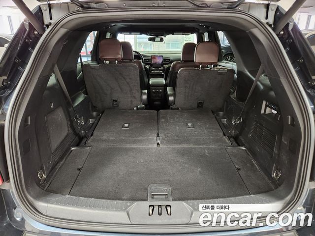 Ford Explorer (VI) 3.0 Platinum 4WD 2022 — фото 23