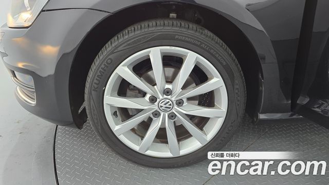 Volkswagen Golf (VII) 1.6 TDI 2015 — фото 5
