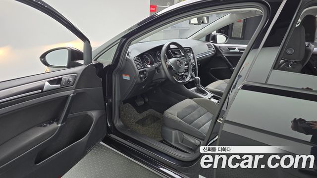 Volkswagen Golf (VII) 1.6 TDI 2015 — фото 10