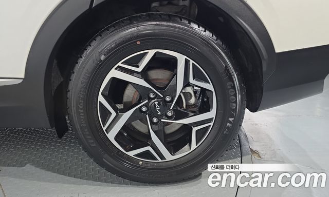 Kia Sportage (V) Gasoline 1.6 Turbo 2WD Prestige 2023 — фото 21