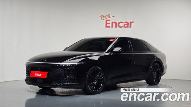 Hyundai Grandeur Hybrid (GN7) Calligraphy