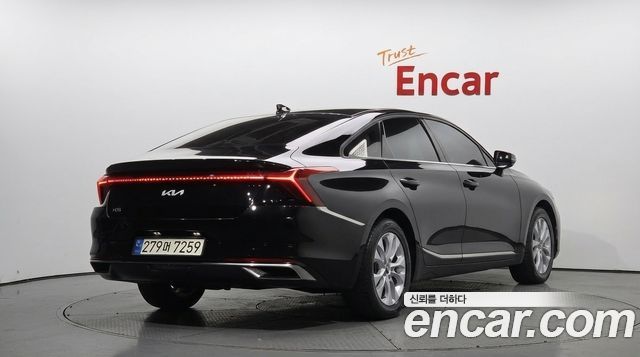 Kia K8 2.5 Gasoline 2WD Noblesse 2022 — фото 2