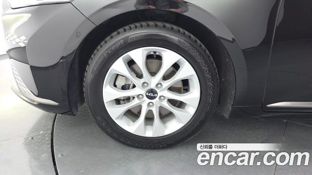Kia K8 2.5 Gasoline 2WD Noblesse 2022 — фото 5