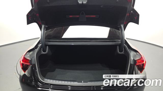 Kia K8 2.5 Gasoline 2WD Noblesse 2022 — фото 20