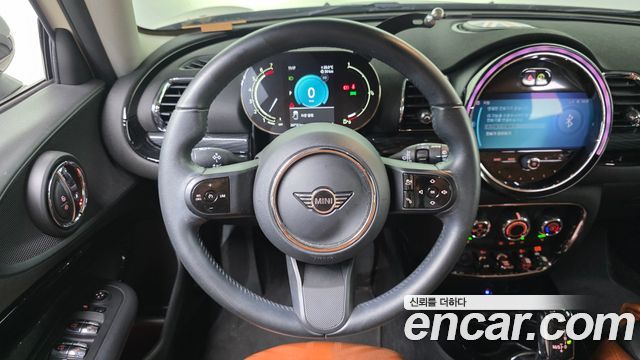 MINI Cooper Clubman Classic 2nd 2022 — фото 13