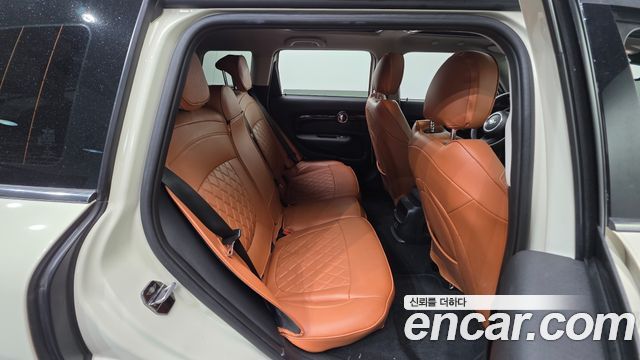MINI Cooper Clubman Classic 2nd 2022 — фото 18