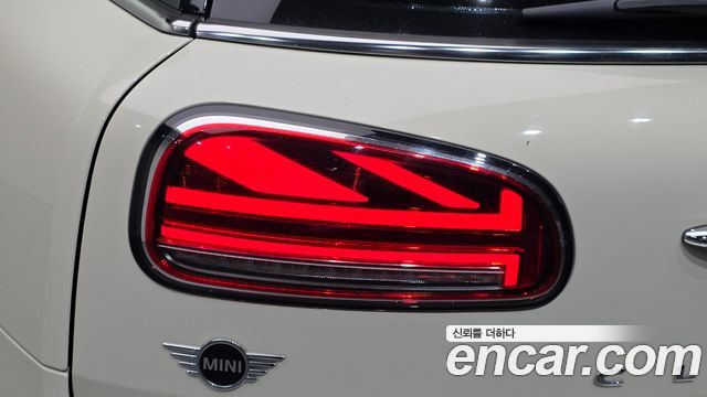 MINI Cooper Clubman Classic 2nd 2022 — фото 23