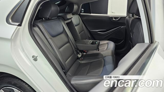 Hyundai Ioniq Hybrid N 2018 — фото 15
