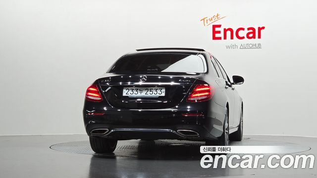 Mercedes-Benz E-Class (W213) E350 4MATIC AMG Line 2019 — фото 4