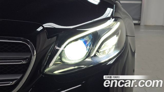 Mercedes-Benz E-Class (W213) E350 4MATIC AMG Line 2019 — фото 22