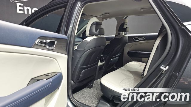 Kia Sportage (V) Gasoline 1.6 Turbo 2WD Signature Gravity 2024 — фото 11