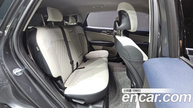 Kia Sportage (V) Gasoline 1.6 Turbo 2WD Signature Gravity 2024 — фото 12