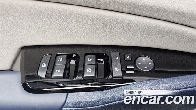 Kia Sportage (V) Gasoline 1.6 Turbo 2WD Signature Gravity 2024 — фото 19