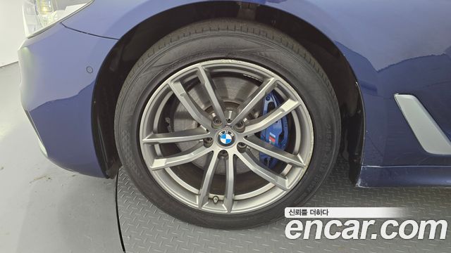 BMW 5 Series (G30) 530i xDrive M Sport Package Plus 2018 — фото 5