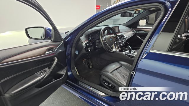 BMW 5 Series (G30) 530i xDrive M Sport Package Plus 2018 — фото 10