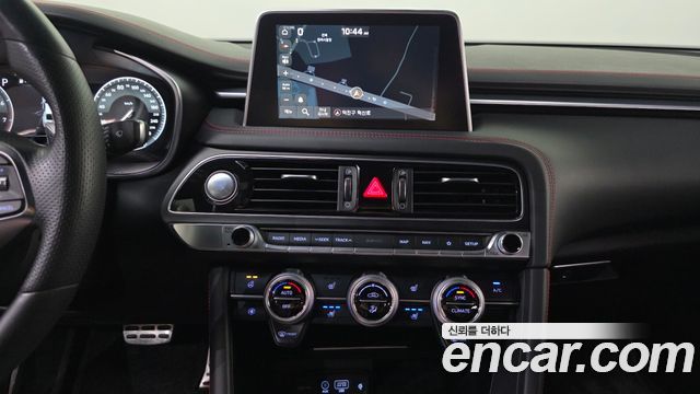 Genesis G70 3.3T Sport AWD Prestige 2019 — фото 13