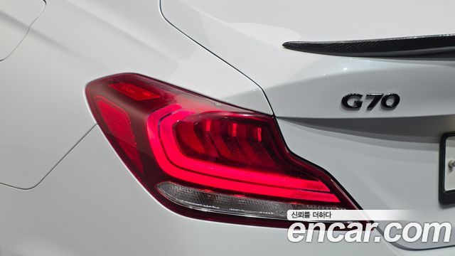 Genesis G70 3.3T Sport AWD Prestige 2019 — фото 23