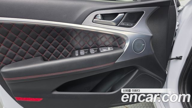 Genesis G70 3.3T Sport AWD Prestige 2019 — фото 24