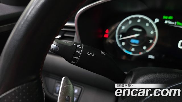 Genesis G70 3.3T Sport AWD Prestige 2019 — фото 32