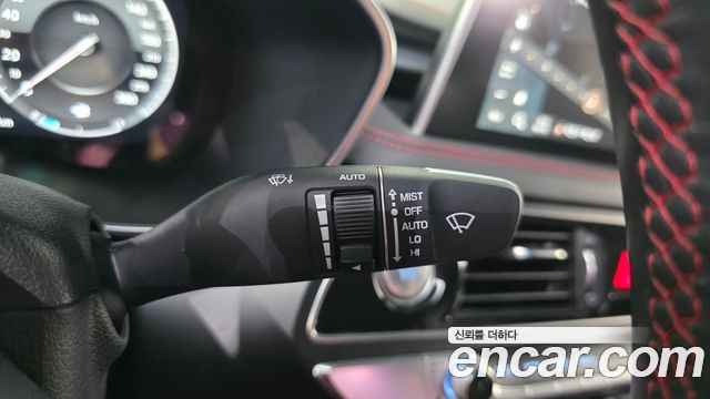 Genesis G70 3.3T Sport AWD Prestige 2019 — фото 34
