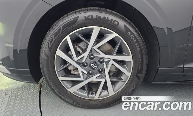 Hyundai Grandeur (GN7) 2,5 Gasoline 2WD Premium 2023 — фото 5