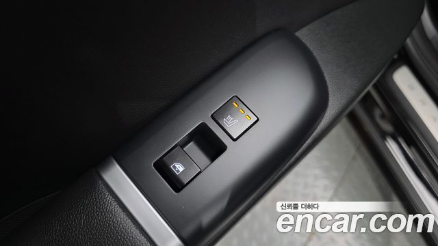 Hyundai Grandeur (GN7) 2,5 Gasoline 2WD Premium 2023 — фото 20