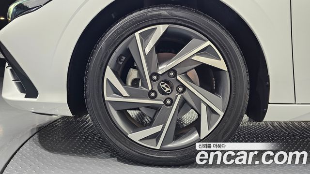 Hyundai Avante (CN7) 1.6 Inspiration 2024 — фото 5