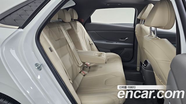 Hyundai Avante (CN7) 1.6 Inspiration 2024 — фото 12
