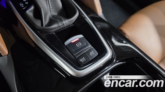 Renault Korea QM6 2.0 LPe RE 2WD 2025 — фото 17